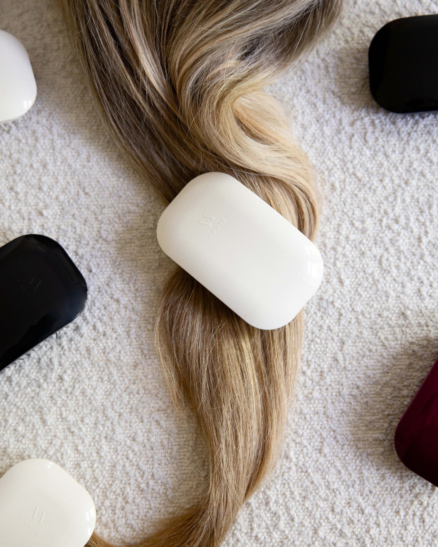 Vavie hairbrush PEARL BEIGE